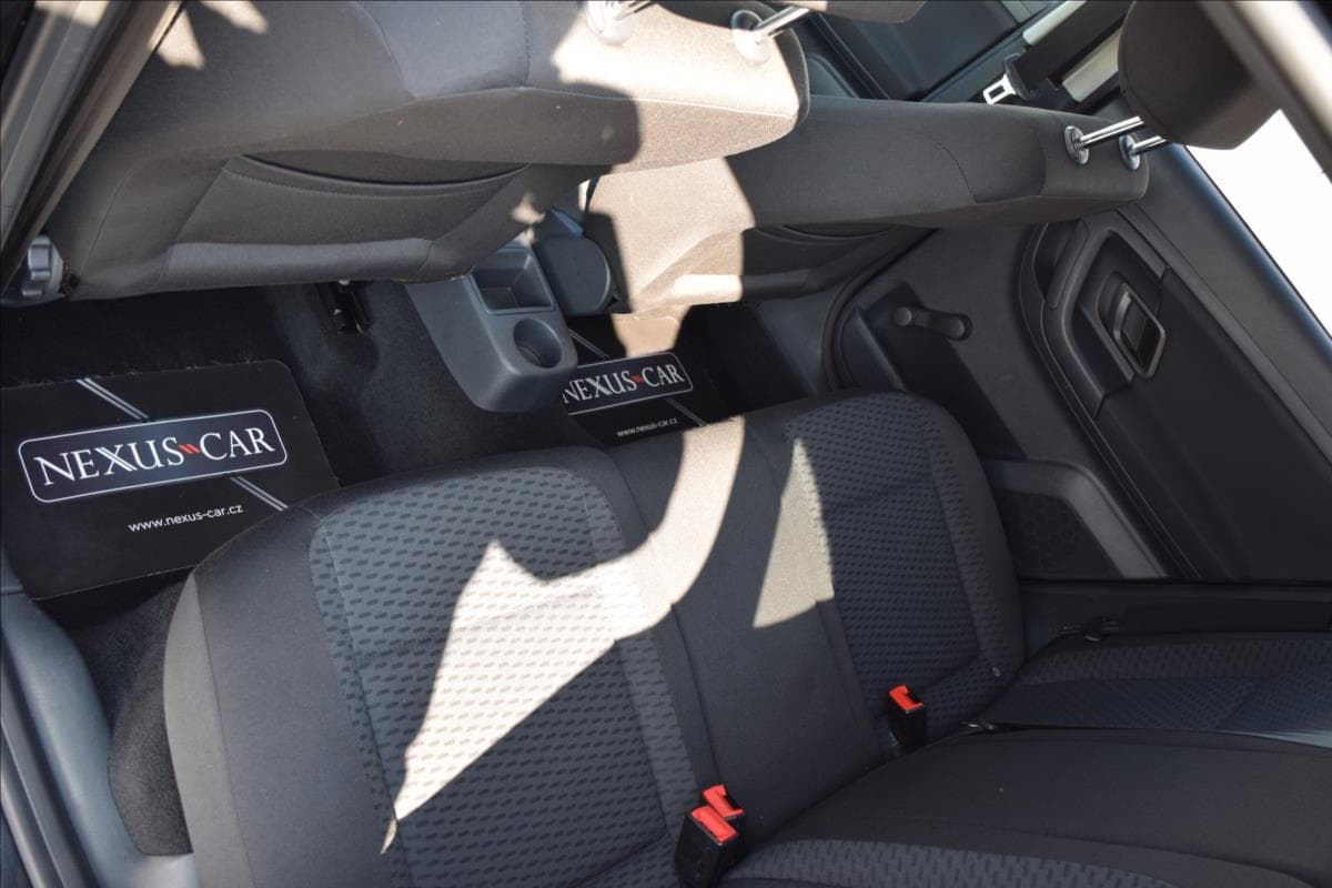 2011 Škoda Fabia - 19