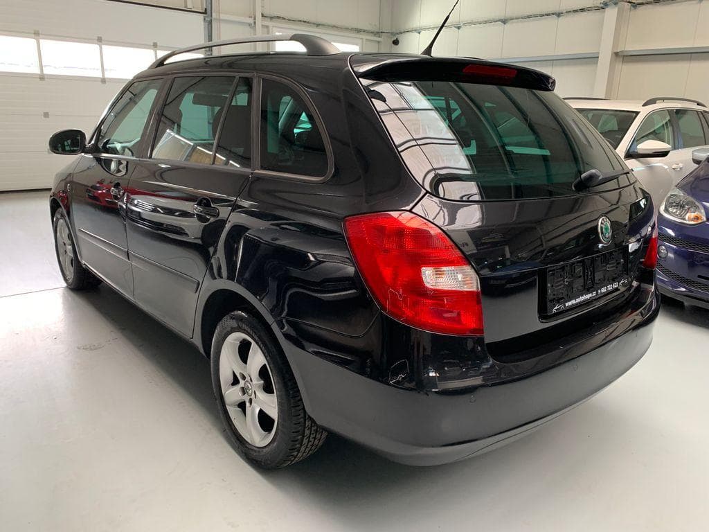 2010 Škoda Fabia - 4