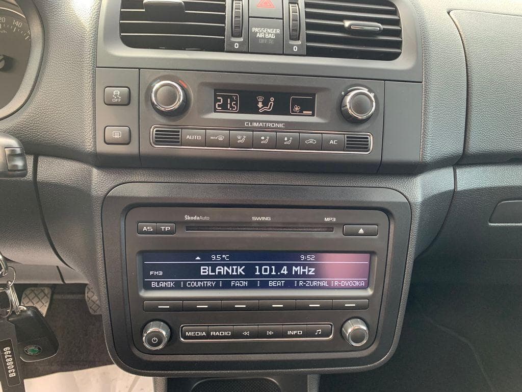 2010 Škoda Fabia - 13