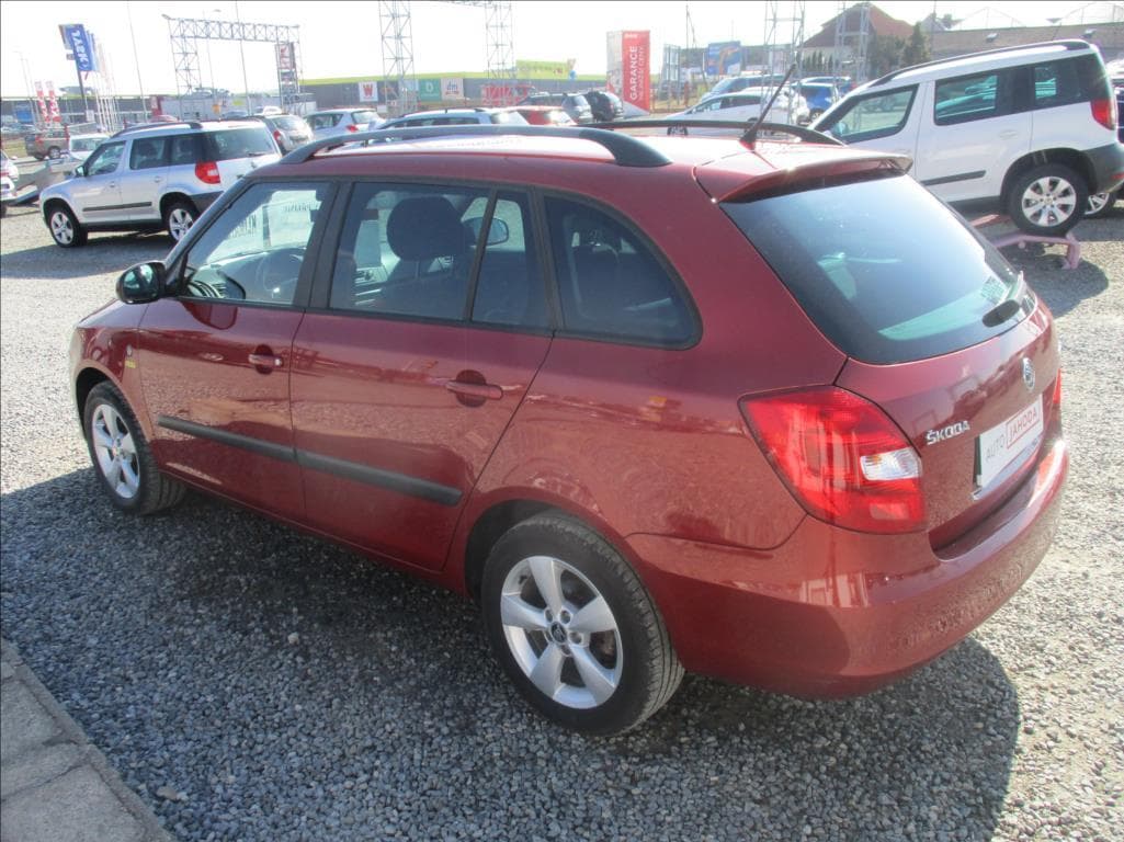 2014 Škoda FABIA - 7