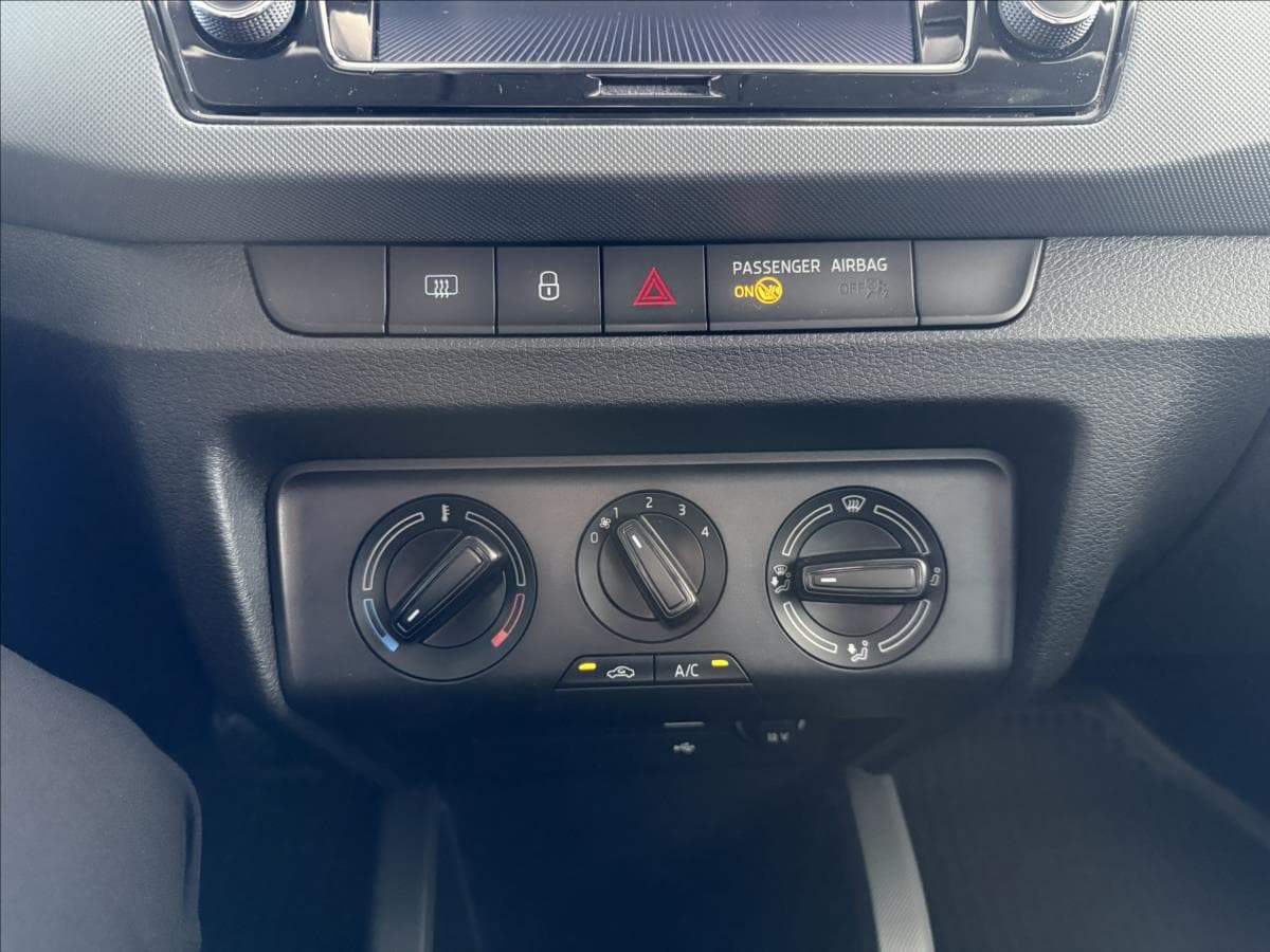 2022 Škoda FABIA - 17