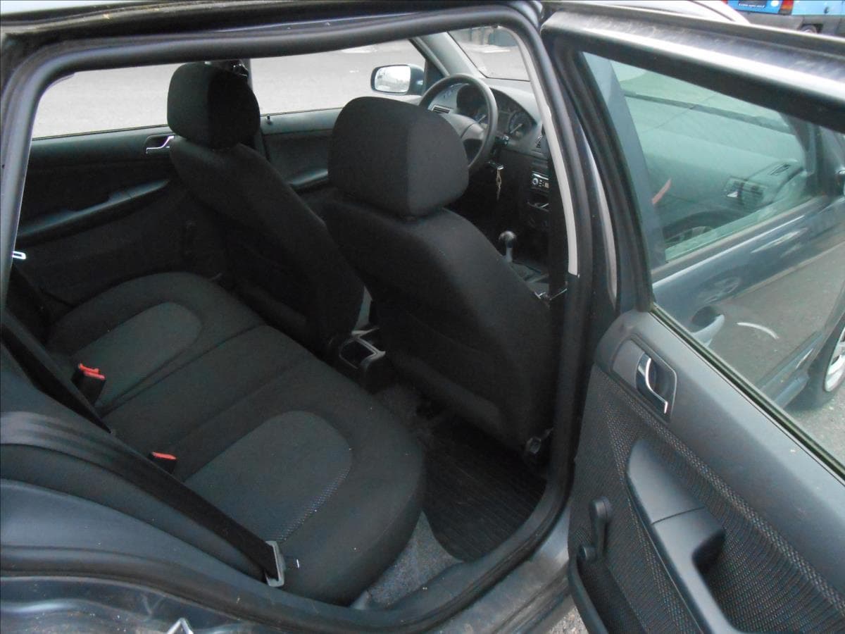 2007 Škoda FABIA - 19