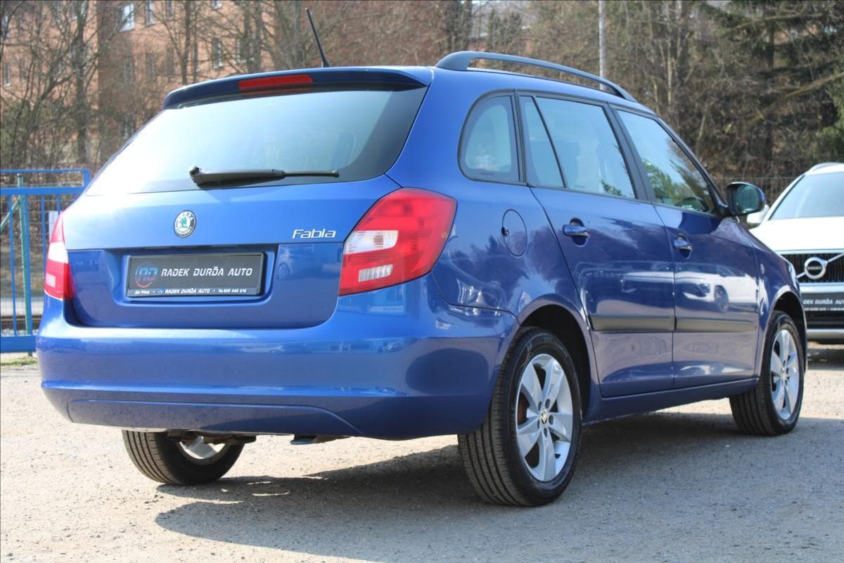 2011 Škoda FABIA - 5