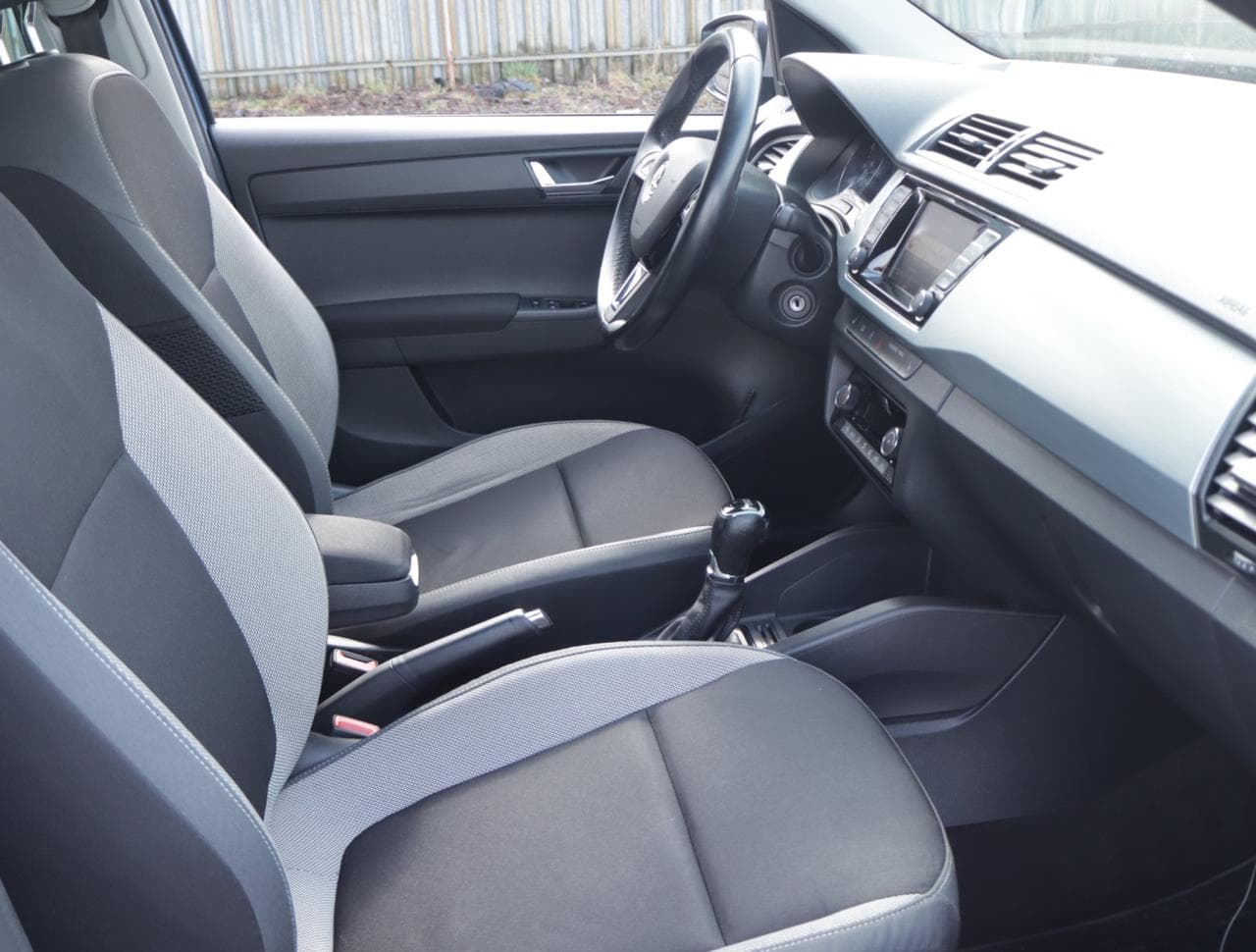 2016 Škoda FABIA - 12