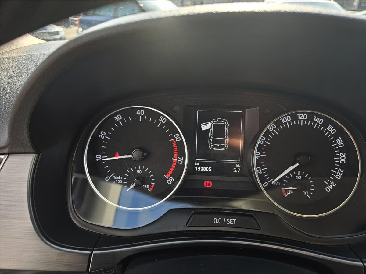 2015 Škoda FABIA - 15