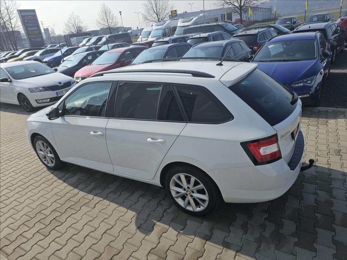 2015 Škoda FABIA - 9