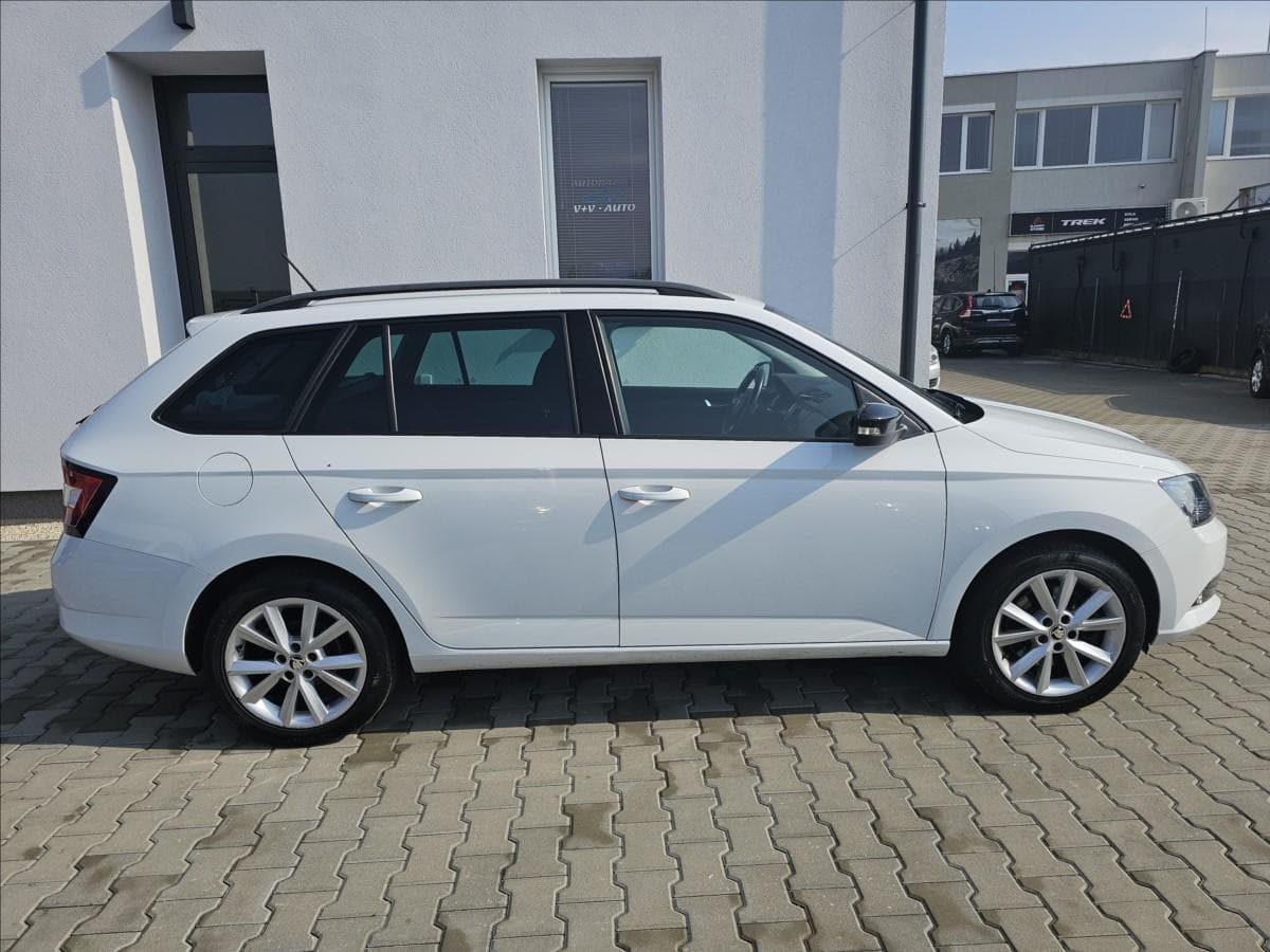 2015 Škoda FABIA - 5