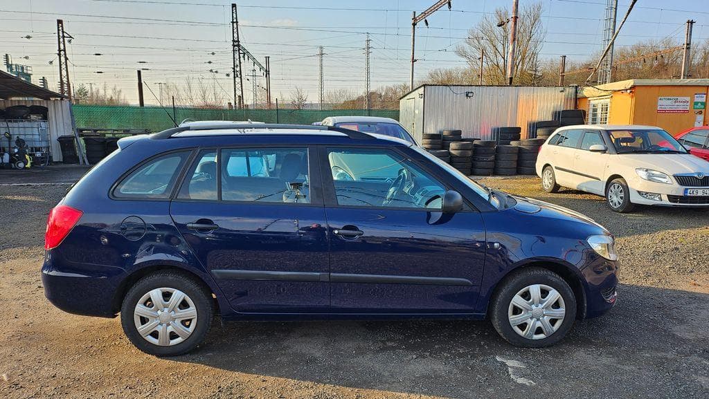 2010 Škoda FABIA - 3