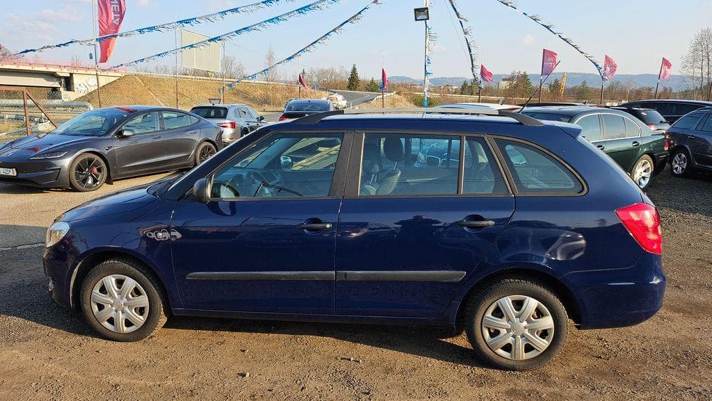 2010 Škoda FABIA - 4