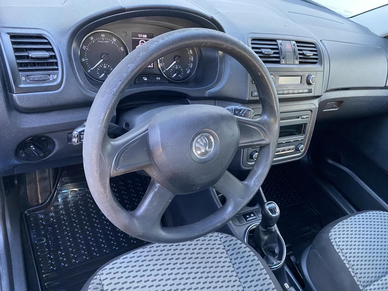 2013 Škoda Fabia - 12