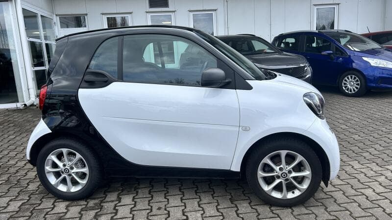 2019 Smart FORTWO - 5