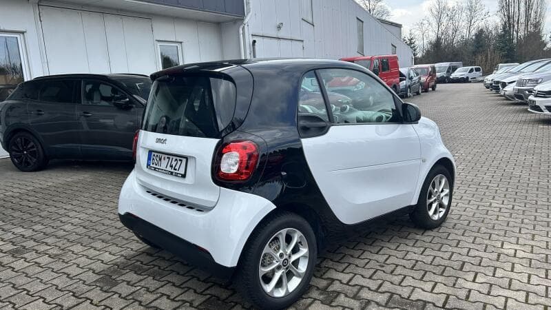 2019 Smart FORTWO - 6