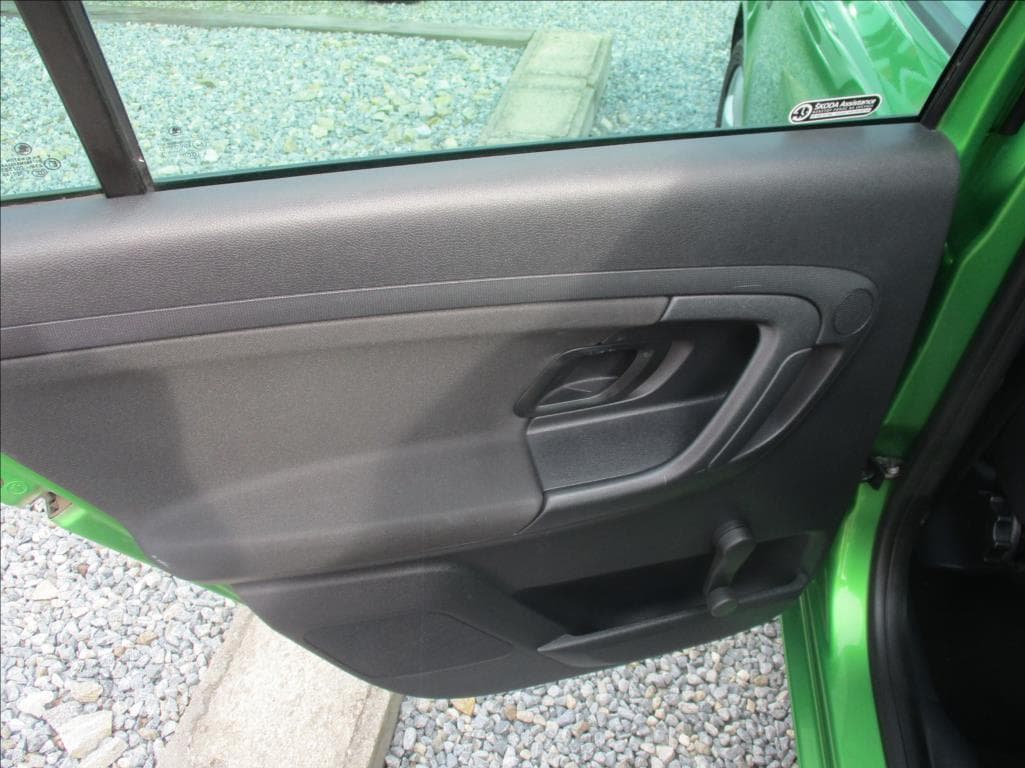 2012 Škoda FABIA - 11