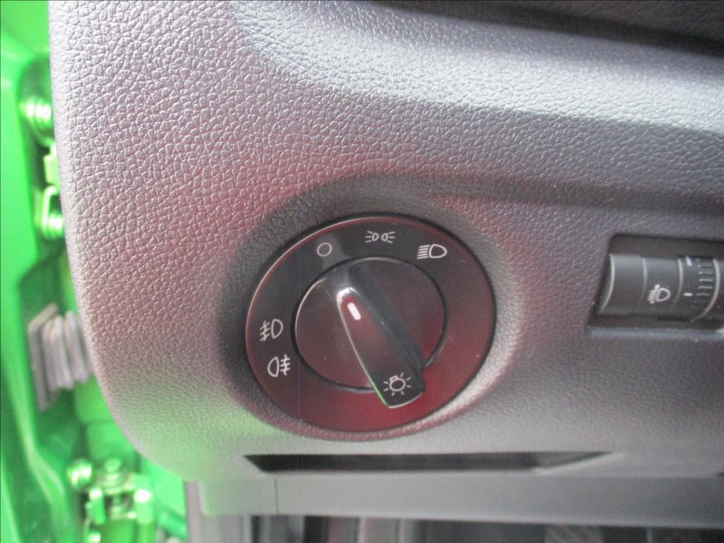 2012 Škoda FABIA - 18