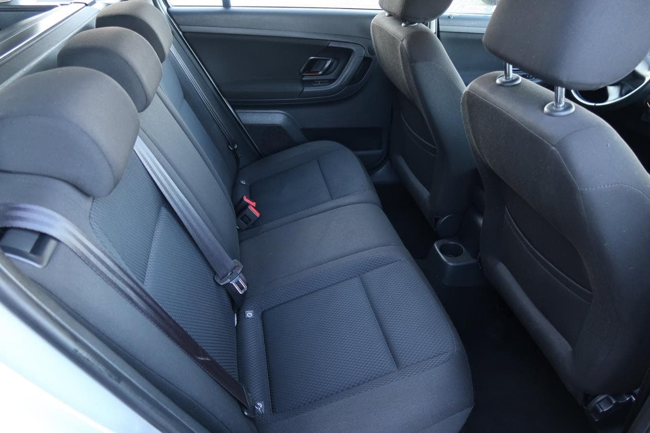 2010 Škoda FABIA - 12