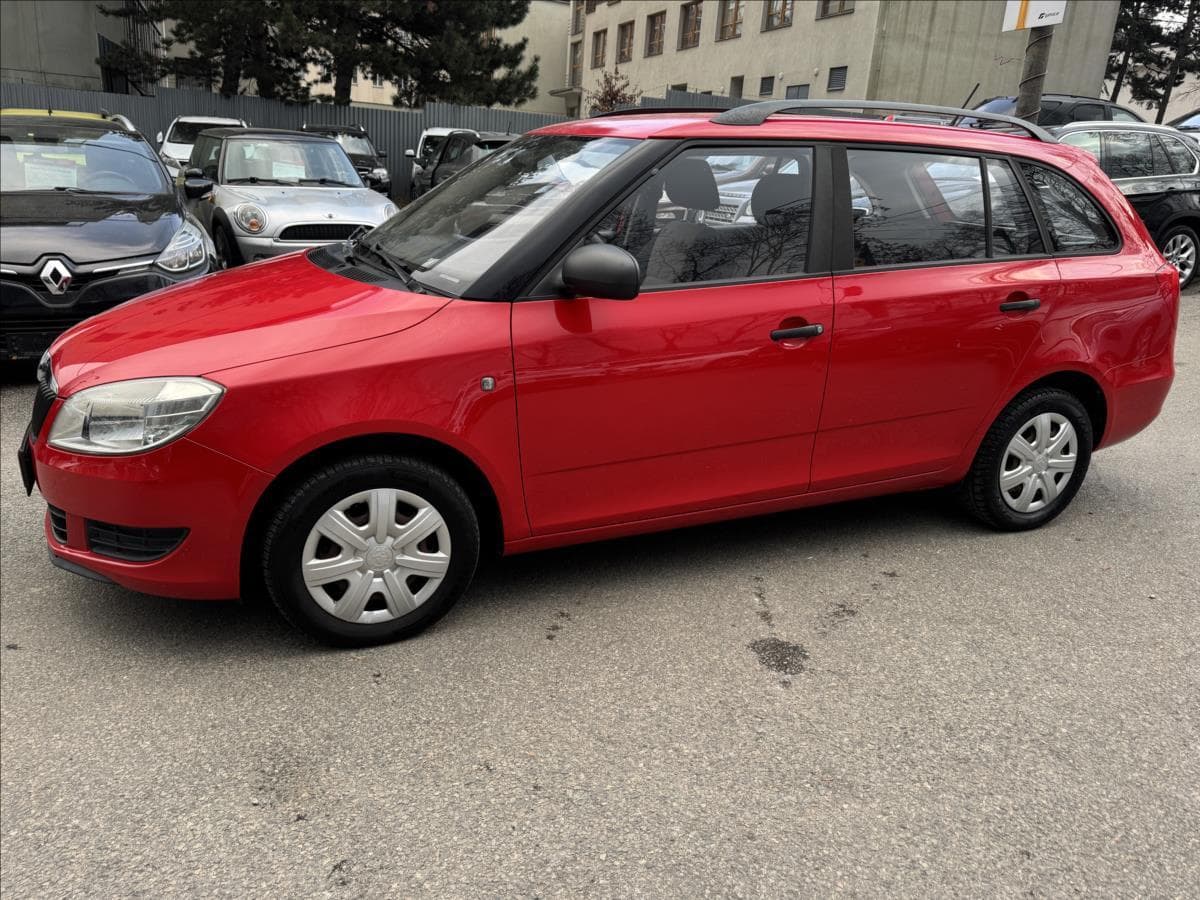 2011 Škoda Fabia - 4