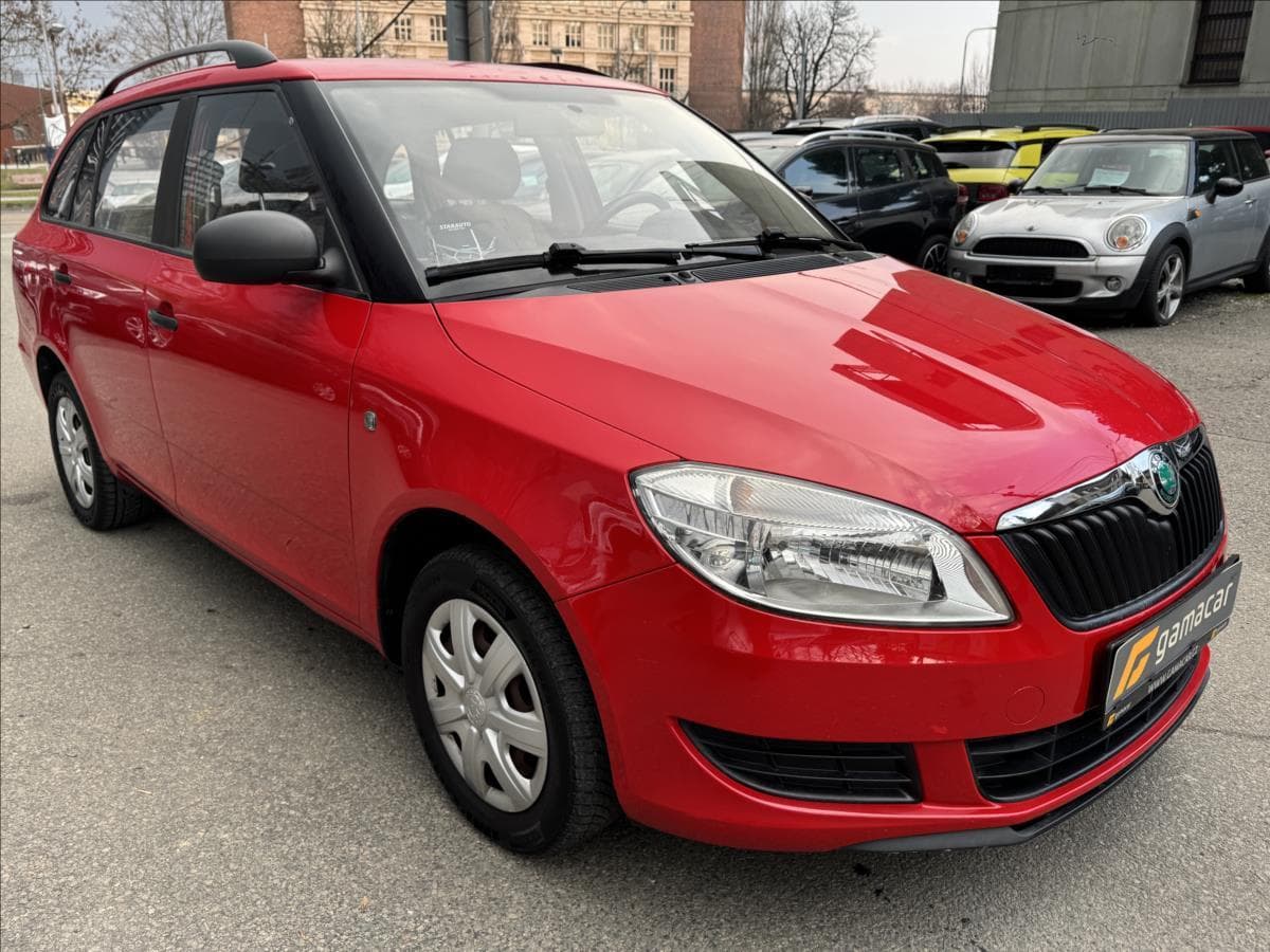 2011 Škoda Fabia - 14
