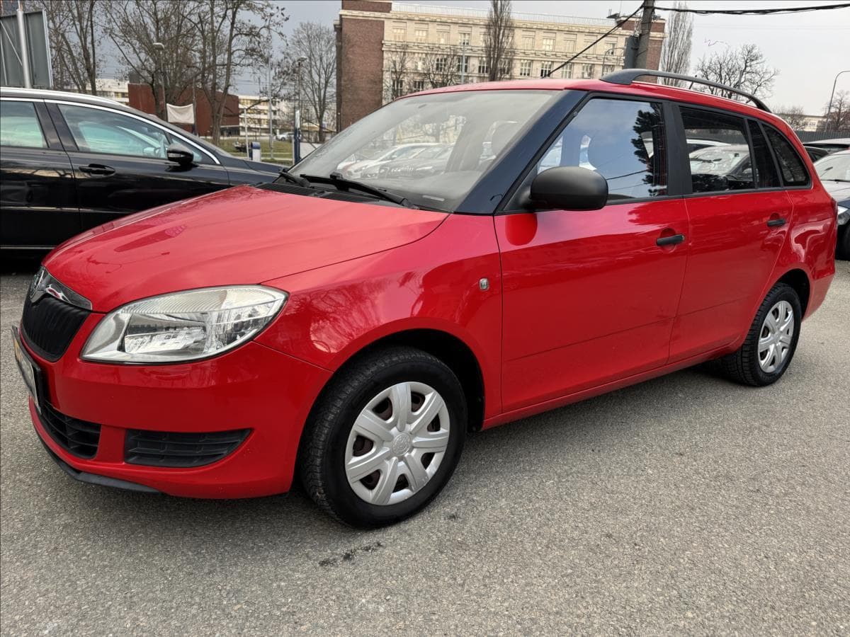 2011 Škoda Fabia - 3
