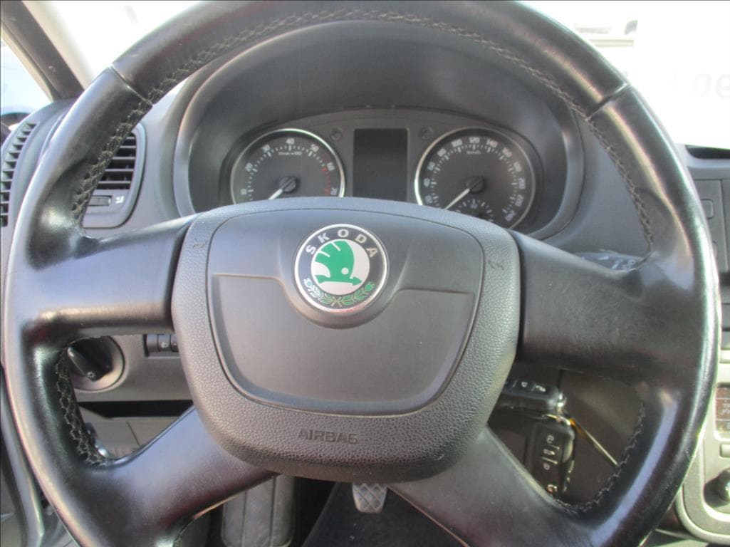 2011 Škoda FABIA - 18