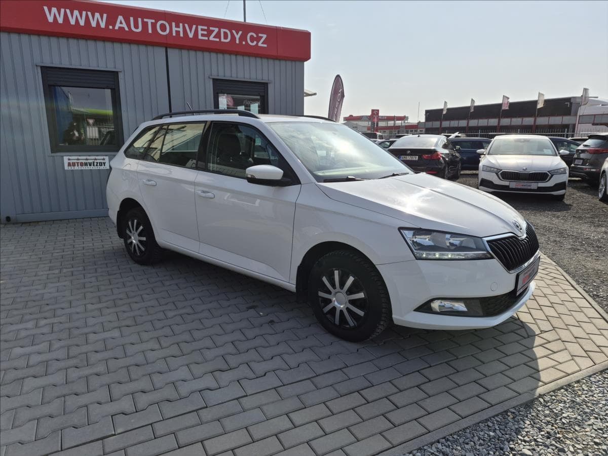 Škoda Fabia 1,0 TSI ČR AMB NAVI TAŽNÉ kombi