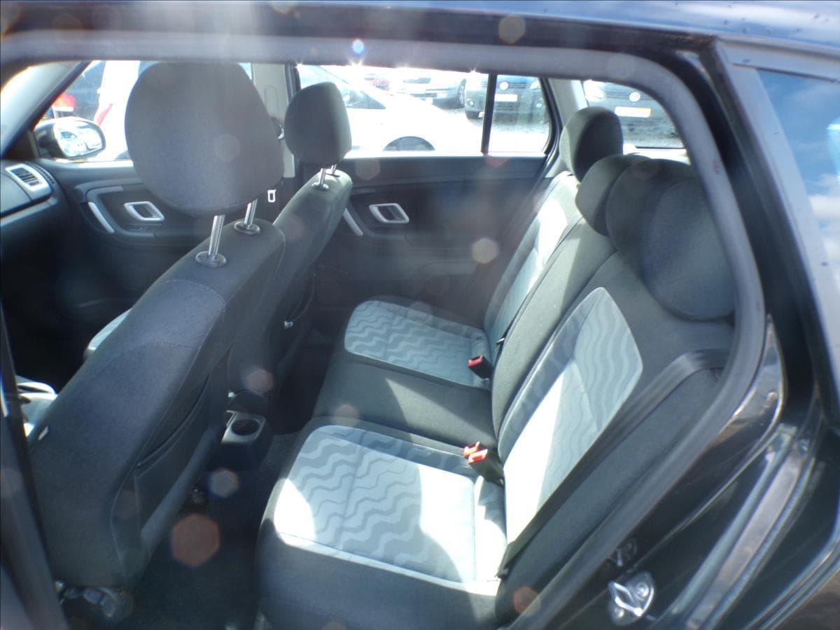 2009 Škoda Fabia - 16
