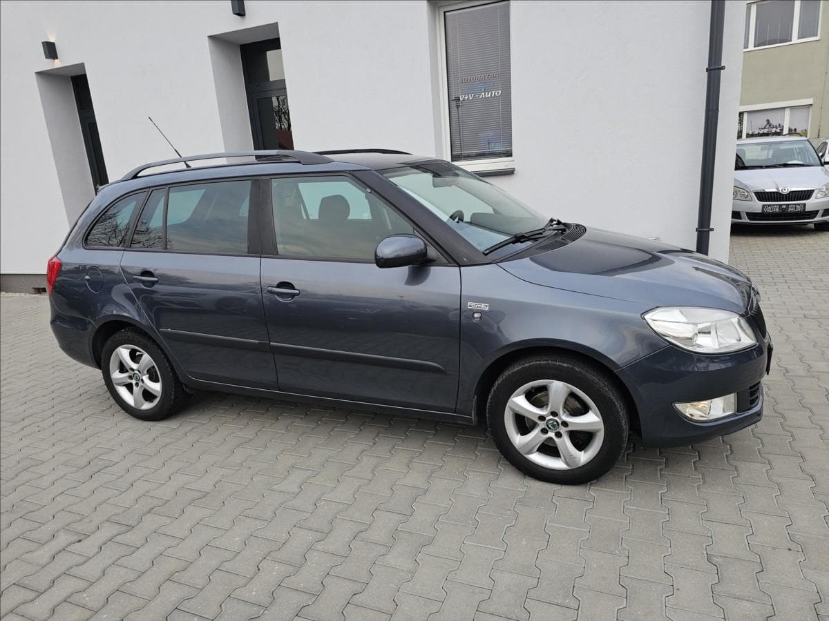 2011 Škoda FABIA - 5
