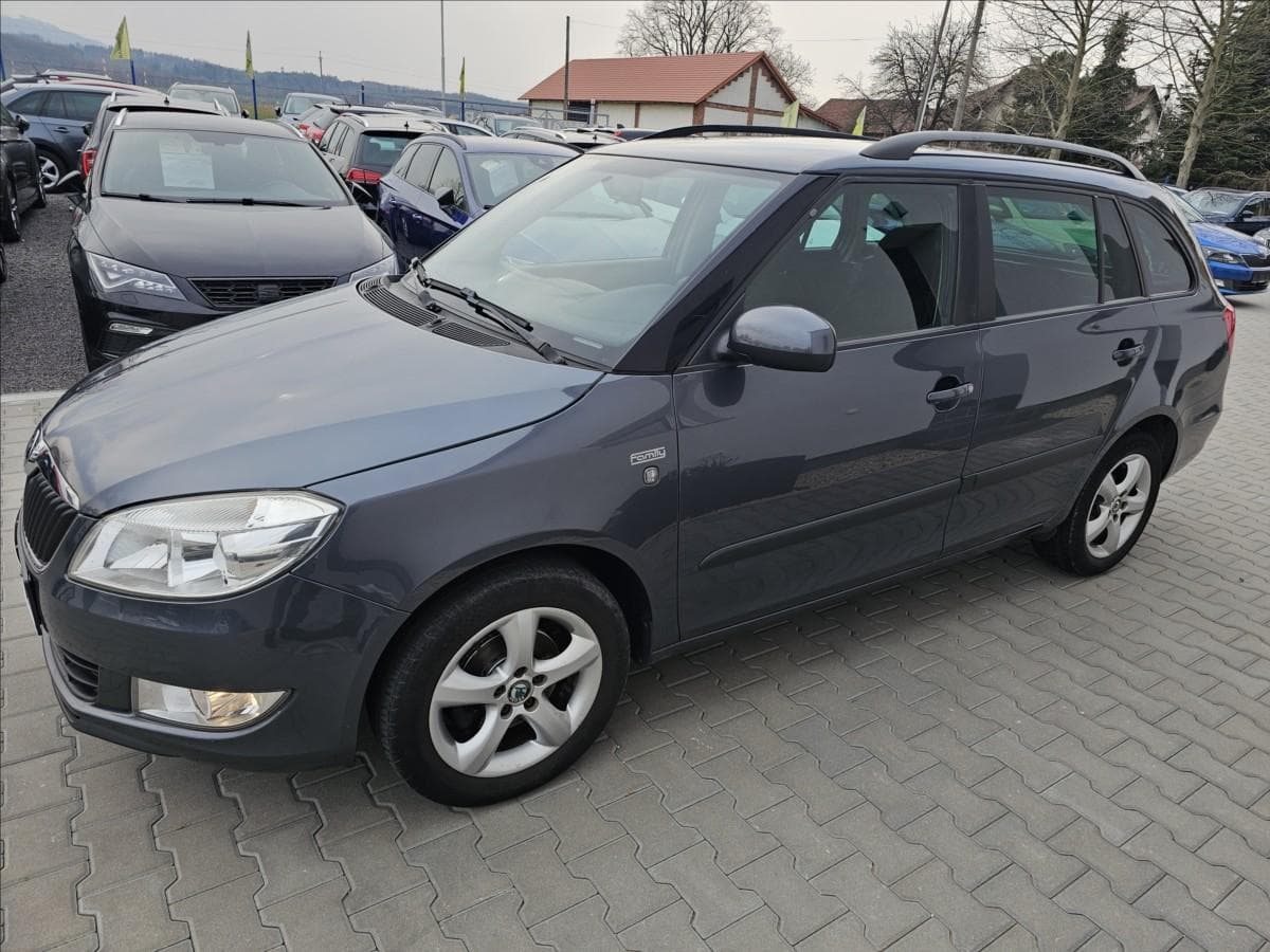 2011 Škoda FABIA - 11