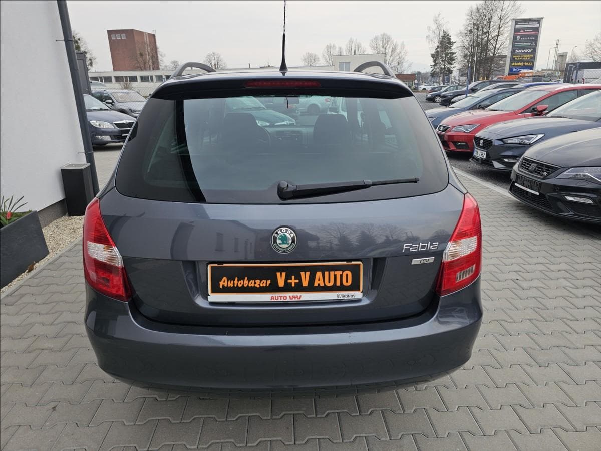 2011 Škoda FABIA - 8