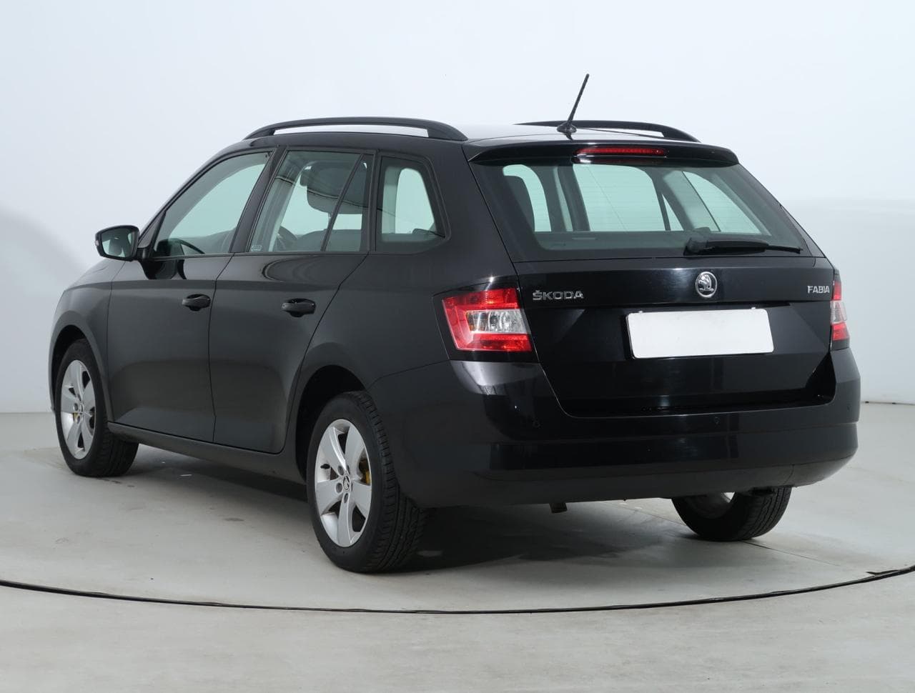 2017 Škoda FABIA - 5