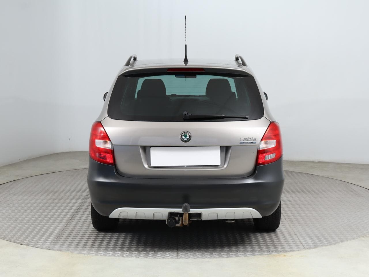 2010 Škoda FABIA - 6