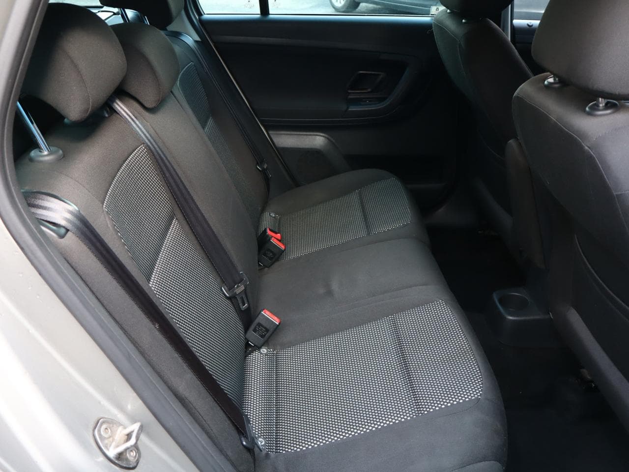 2010 Škoda FABIA - 11