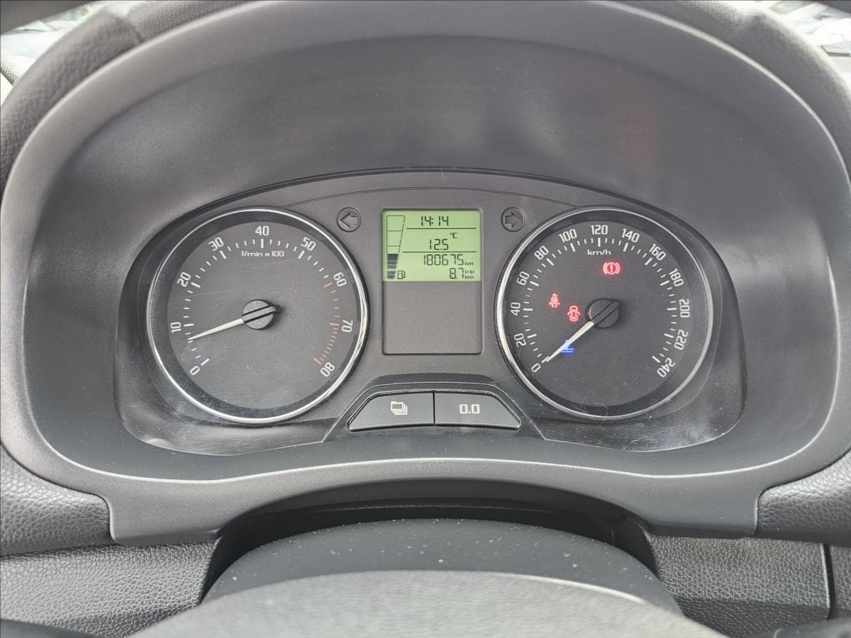 2011 Škoda Fabia - 31