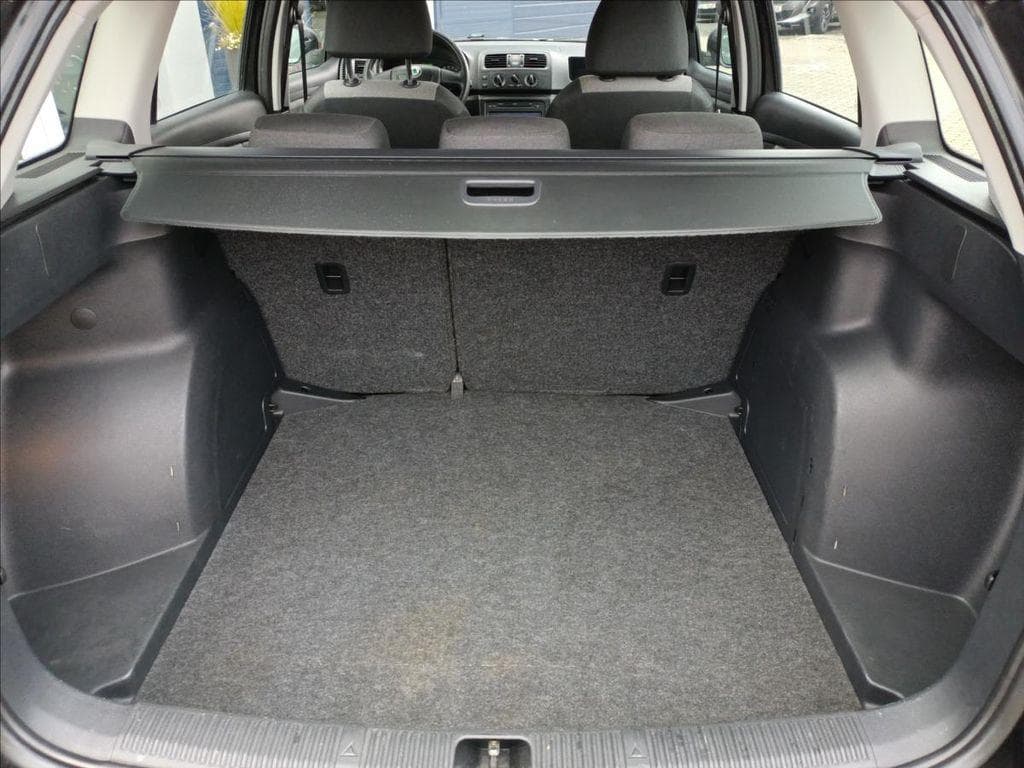 2011 Škoda FABIA - 6