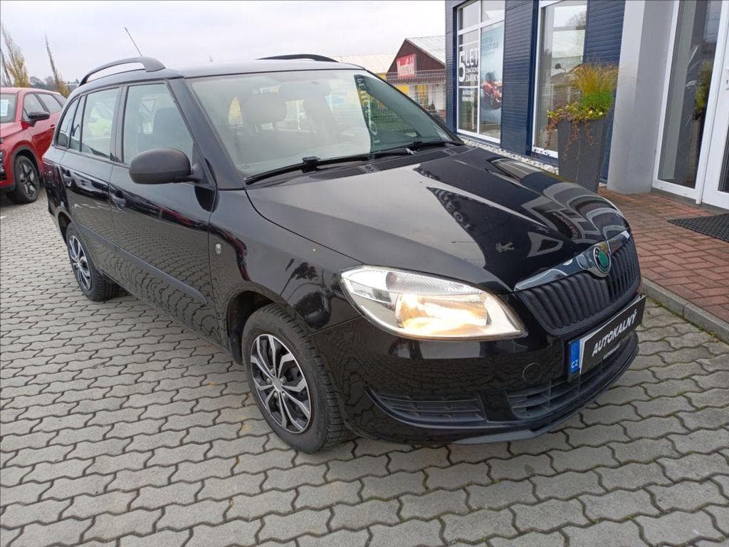 2011 Škoda FABIA - 8