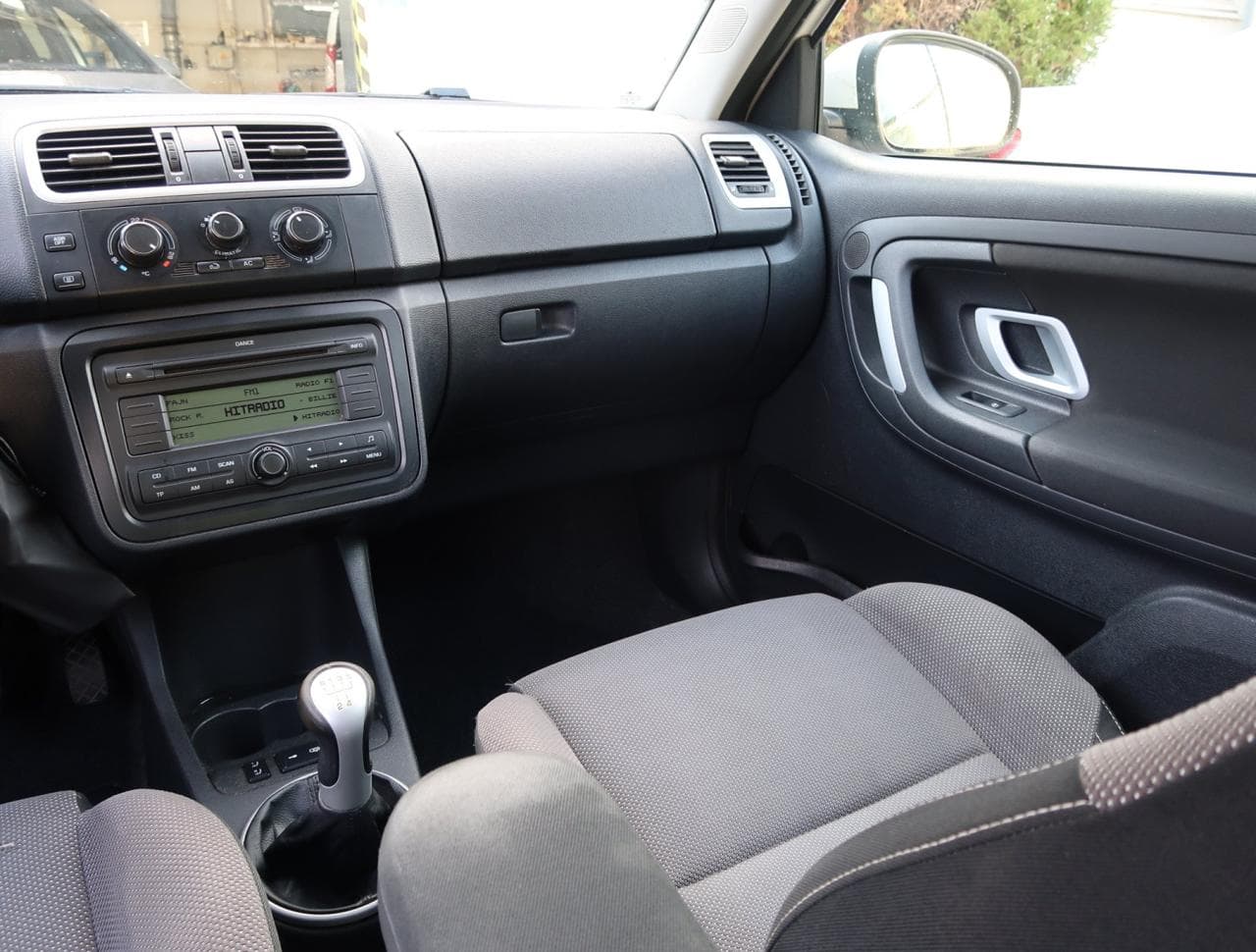 2008 Škoda FABIA - 11
