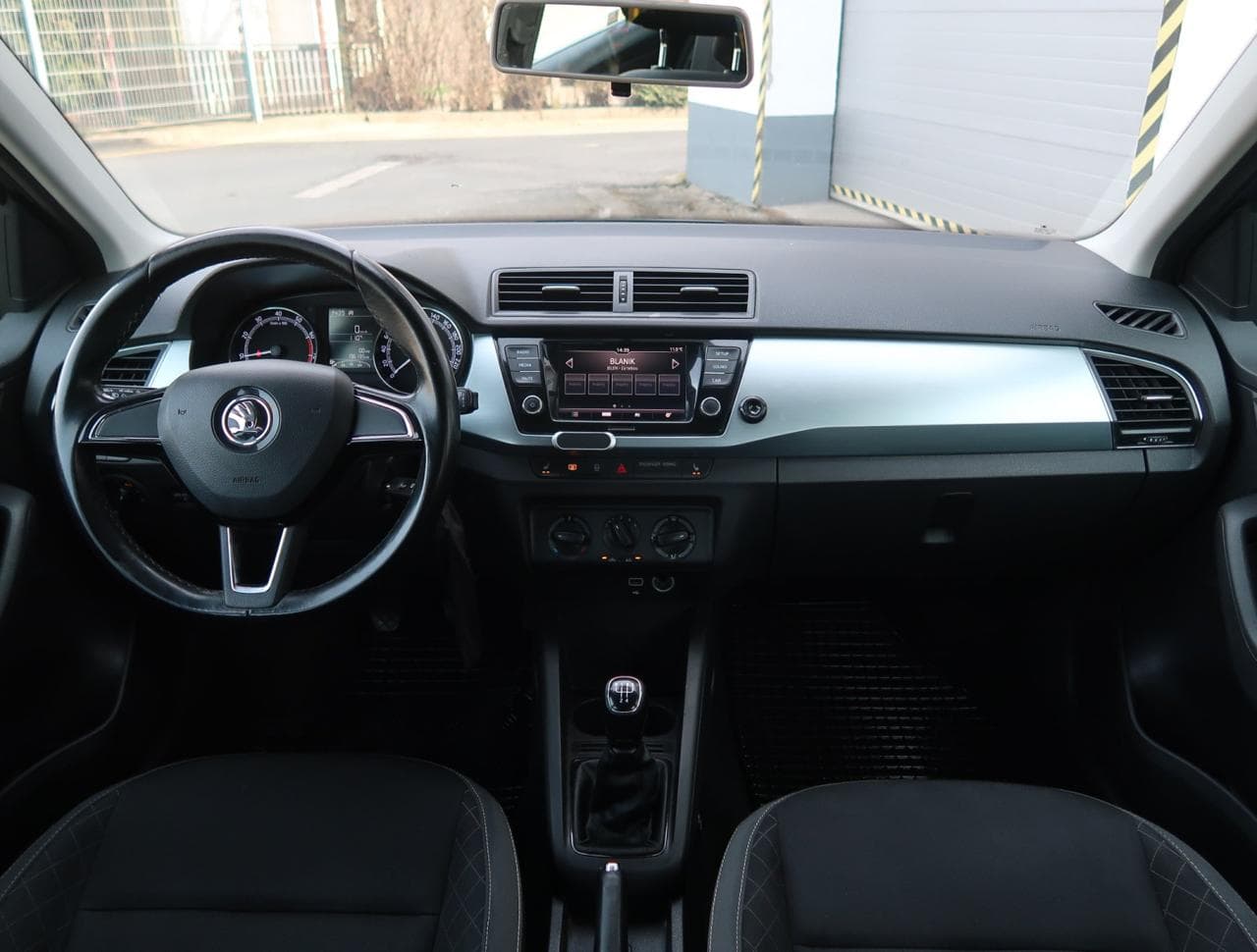 2019 Škoda FABIA - 10