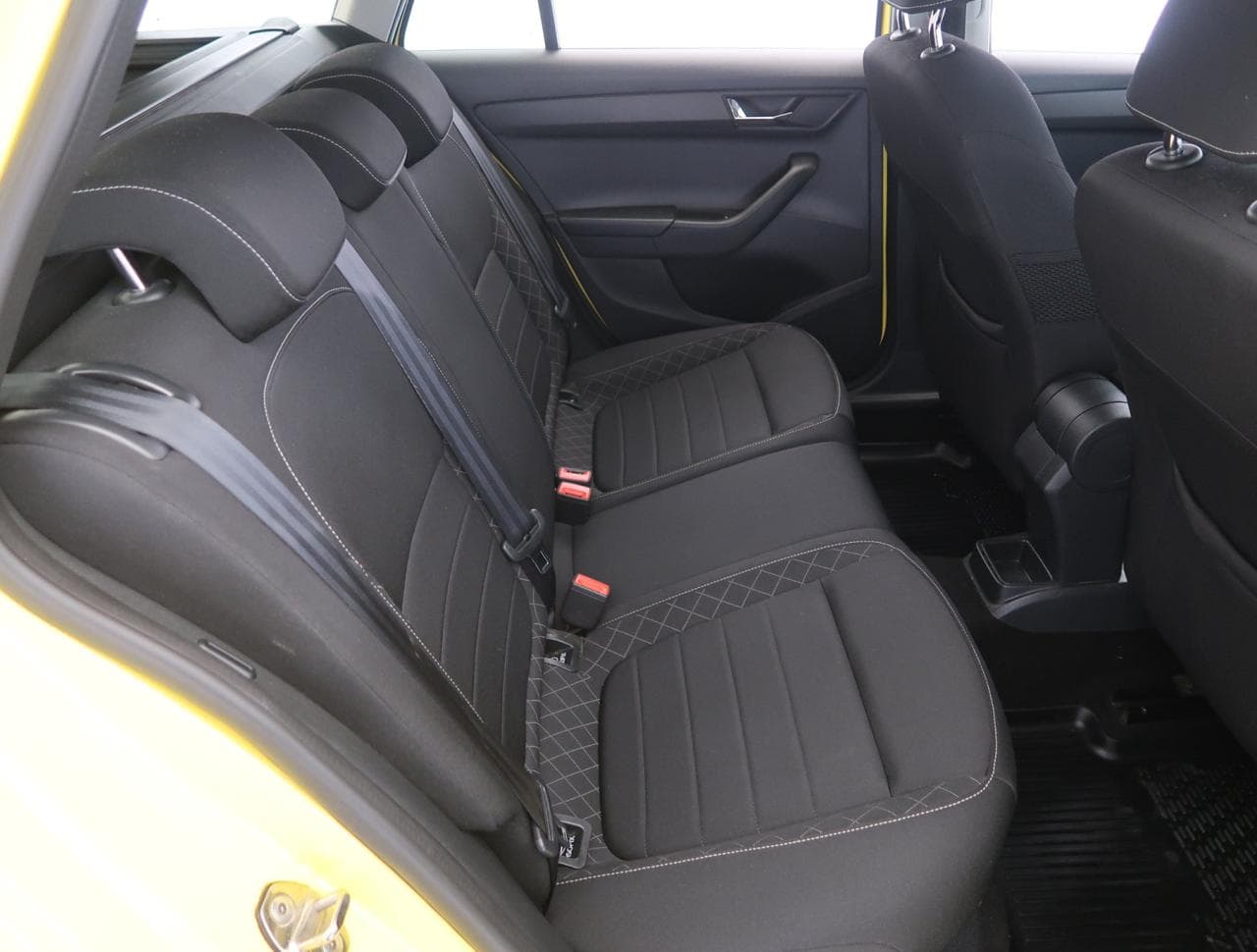 2015 Škoda Fabia - 25