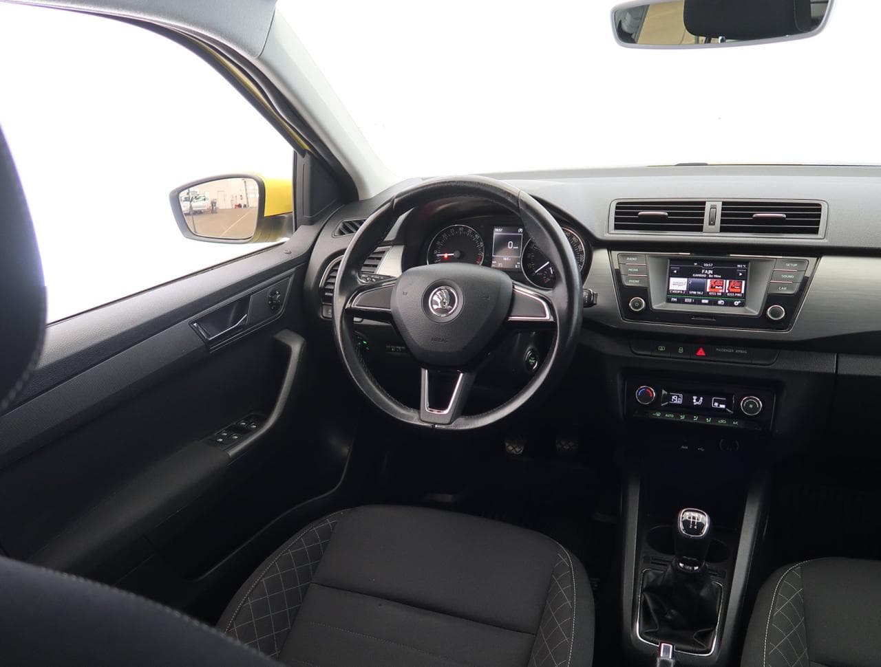 2015 Škoda Fabia - 17