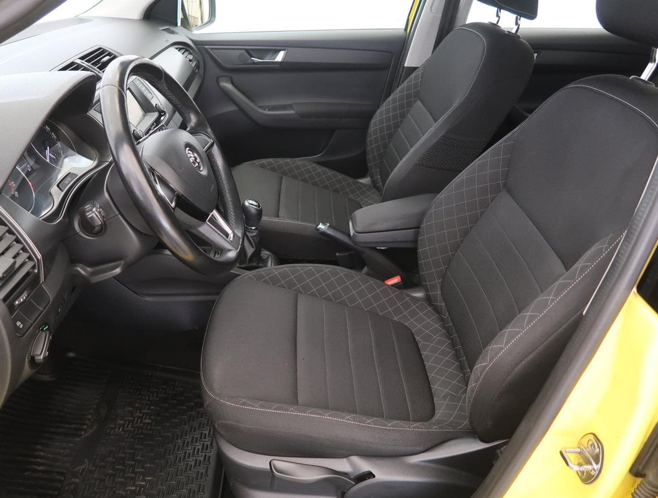 2015 Škoda Fabia - 31