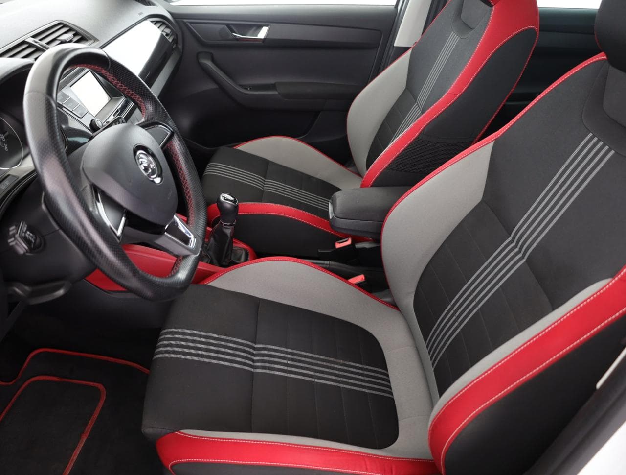 2015 Škoda Fabia - 25