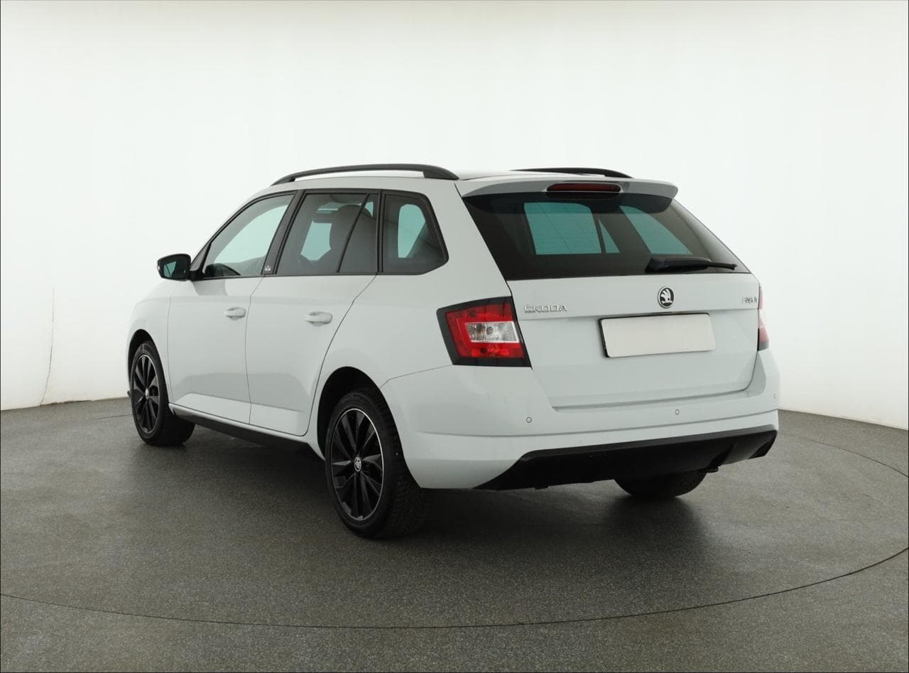 2015 Škoda Fabia - 9