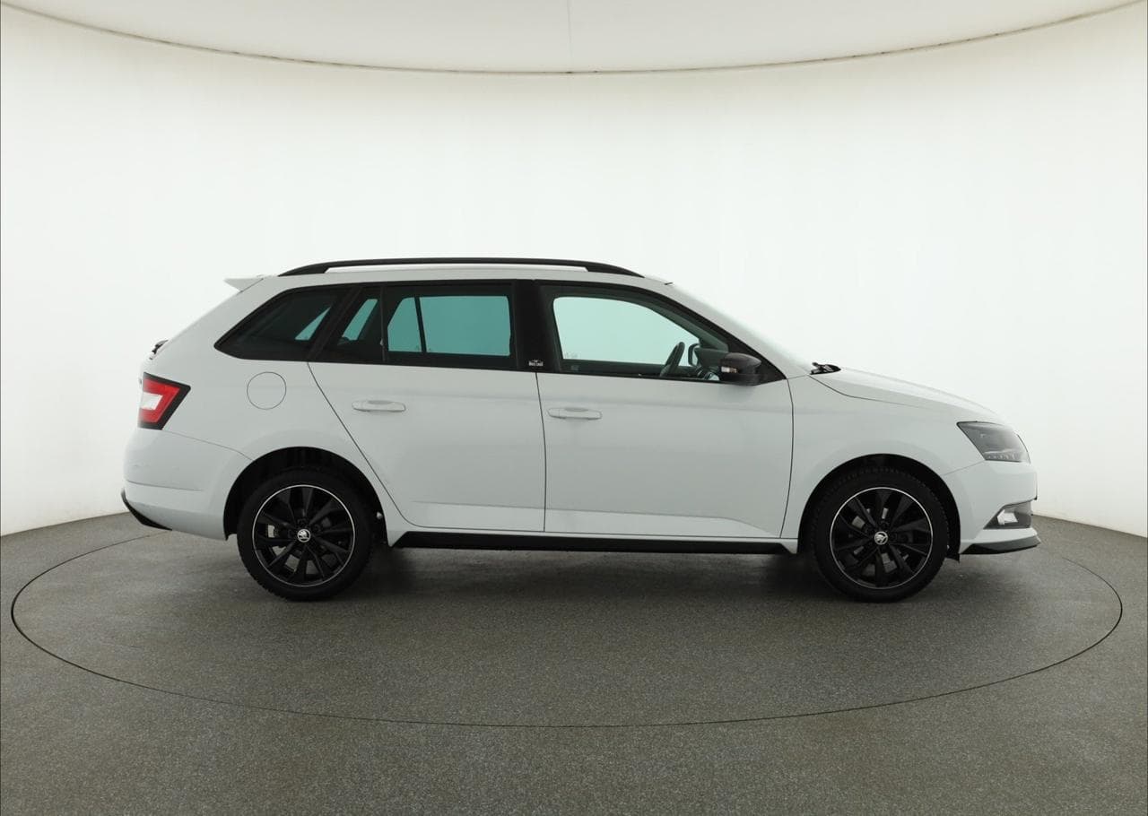 2015 Škoda Fabia - 15