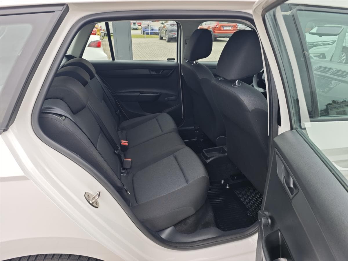 2021 Škoda FABIA - 13
