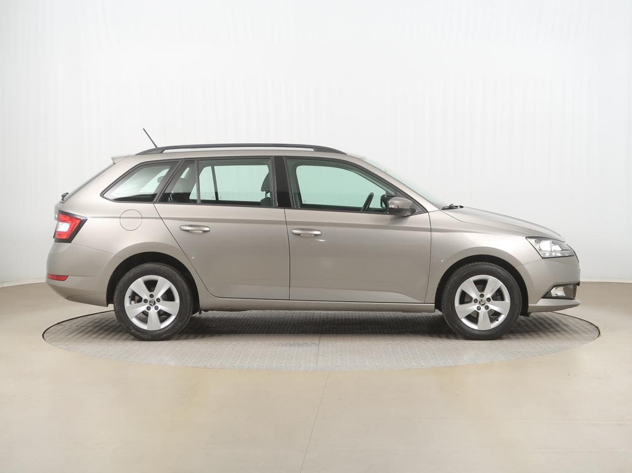2018 Škoda FABIA - 8