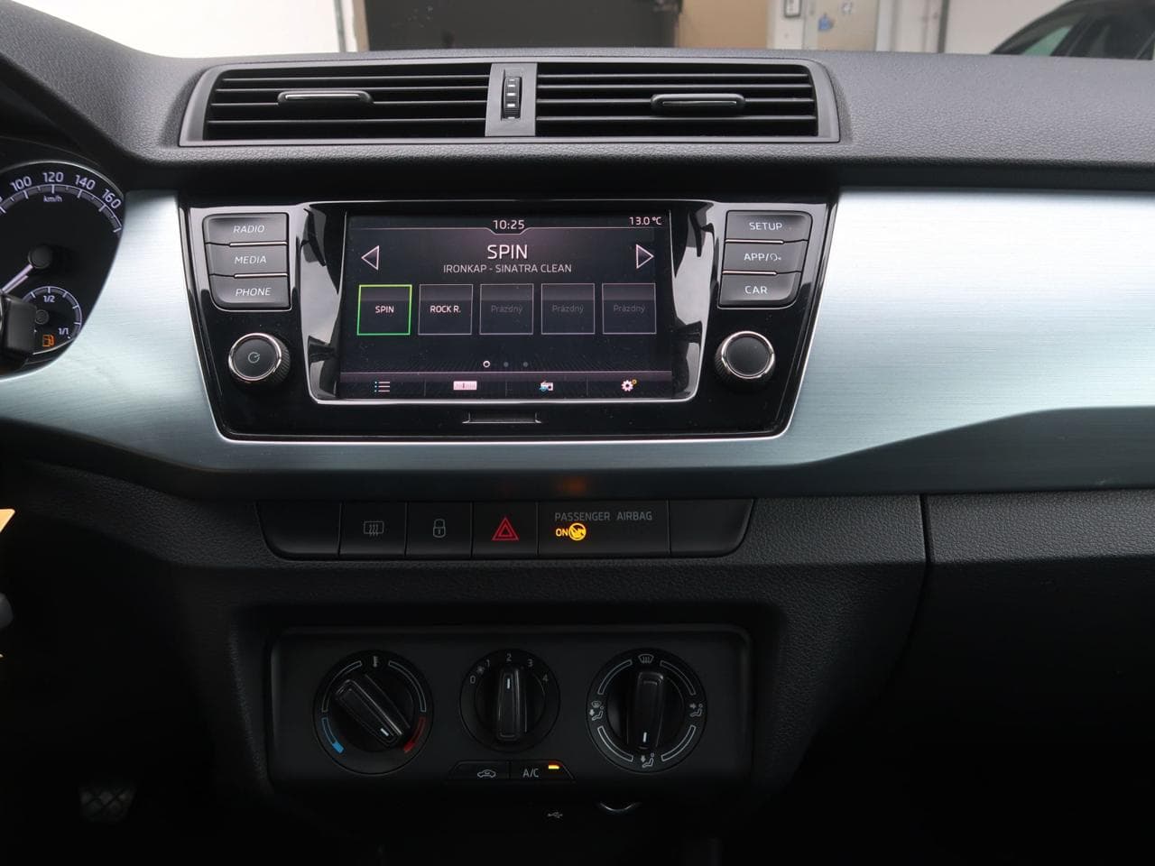 2018 Škoda FABIA - 18