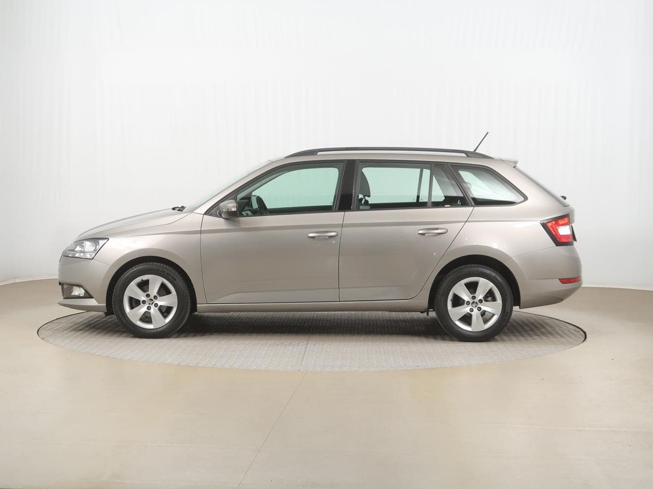 2018 Škoda FABIA - 4