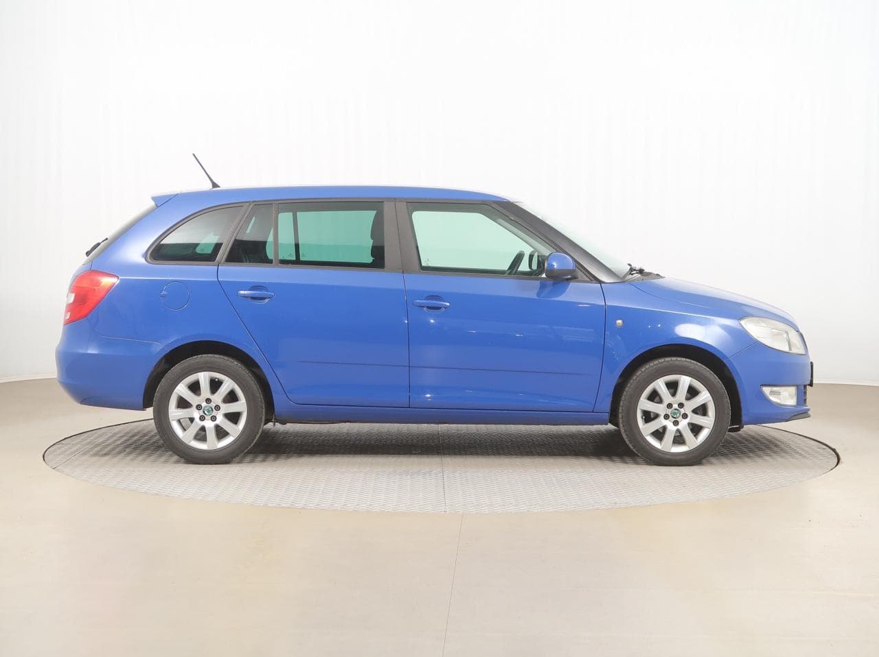 2014 Škoda FABIA - 8