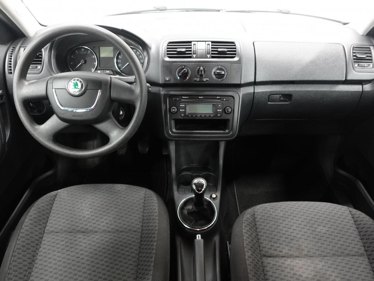 2010 Škoda FABIA - 8