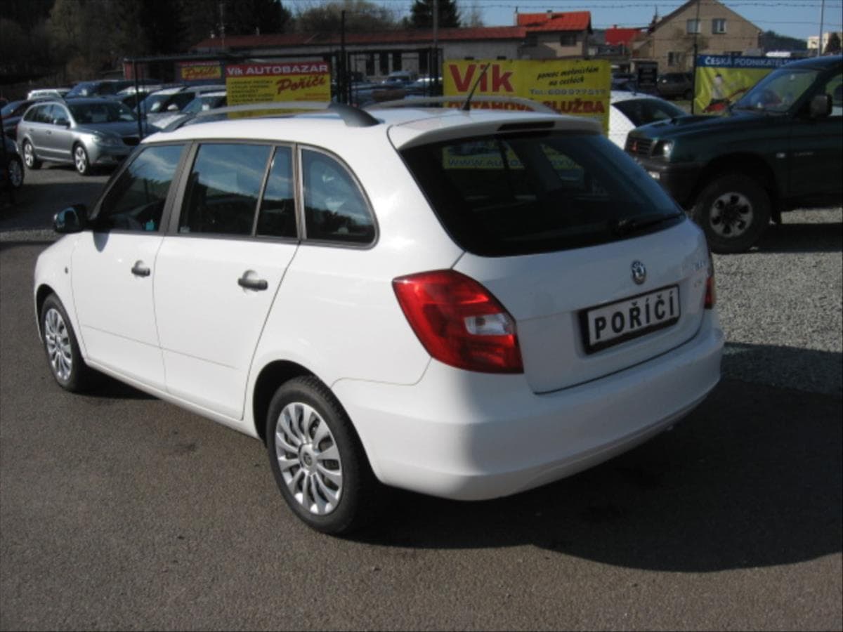 2011 Škoda FABIA - 5