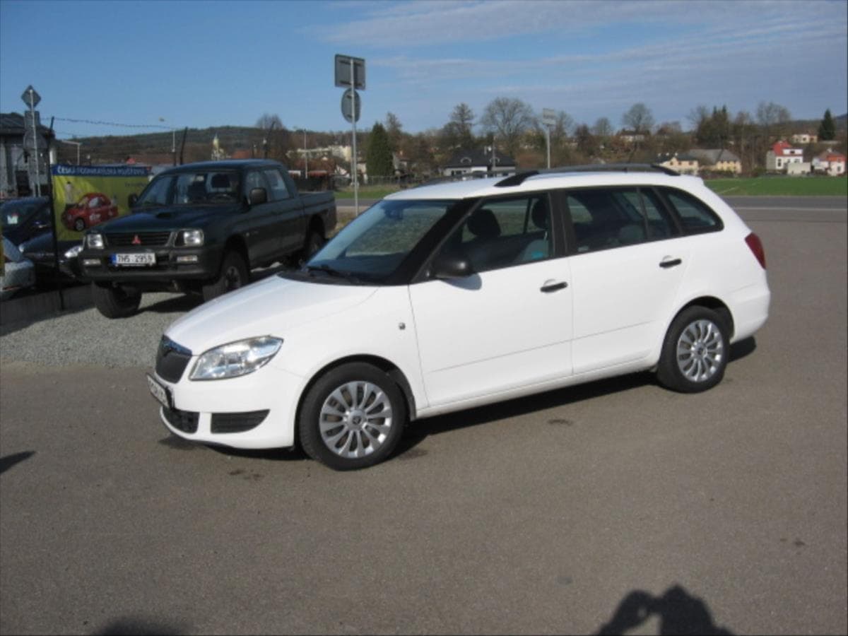 2011 Škoda FABIA - 2
